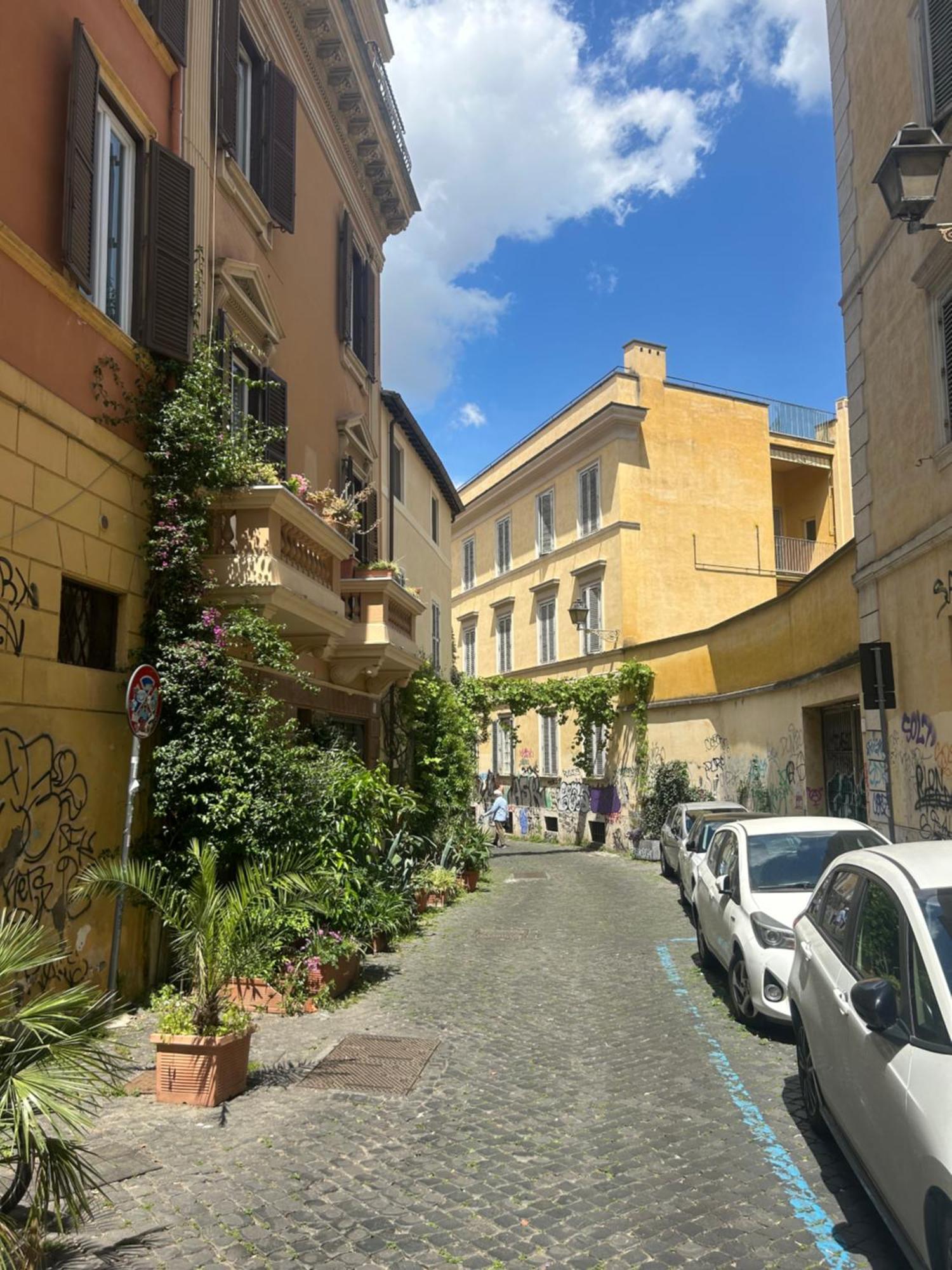 By Lina In Trastevere — Foto 1